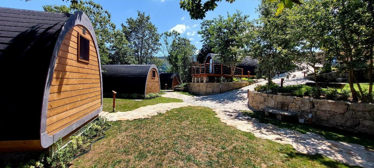 Green Paradise Glamping Covas  Exteriör bild